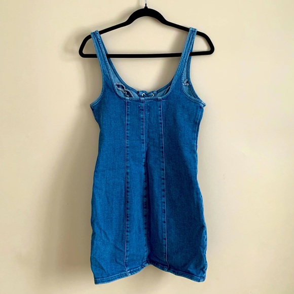 ⚡️NWT!⚡️UO Denim Bustier Lace-Up Mini Dress in Size Medium - Picture 4 of 4